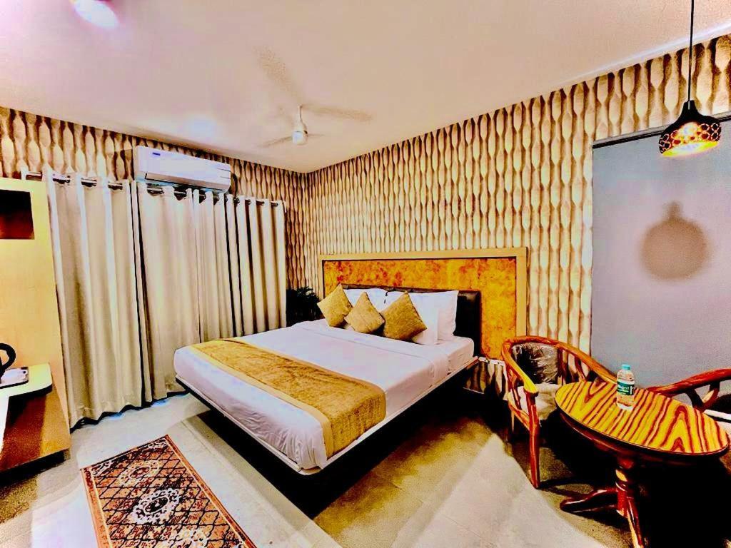 היידראבד Hotel Lake View Airport Zone מראה חיצוני תמונה