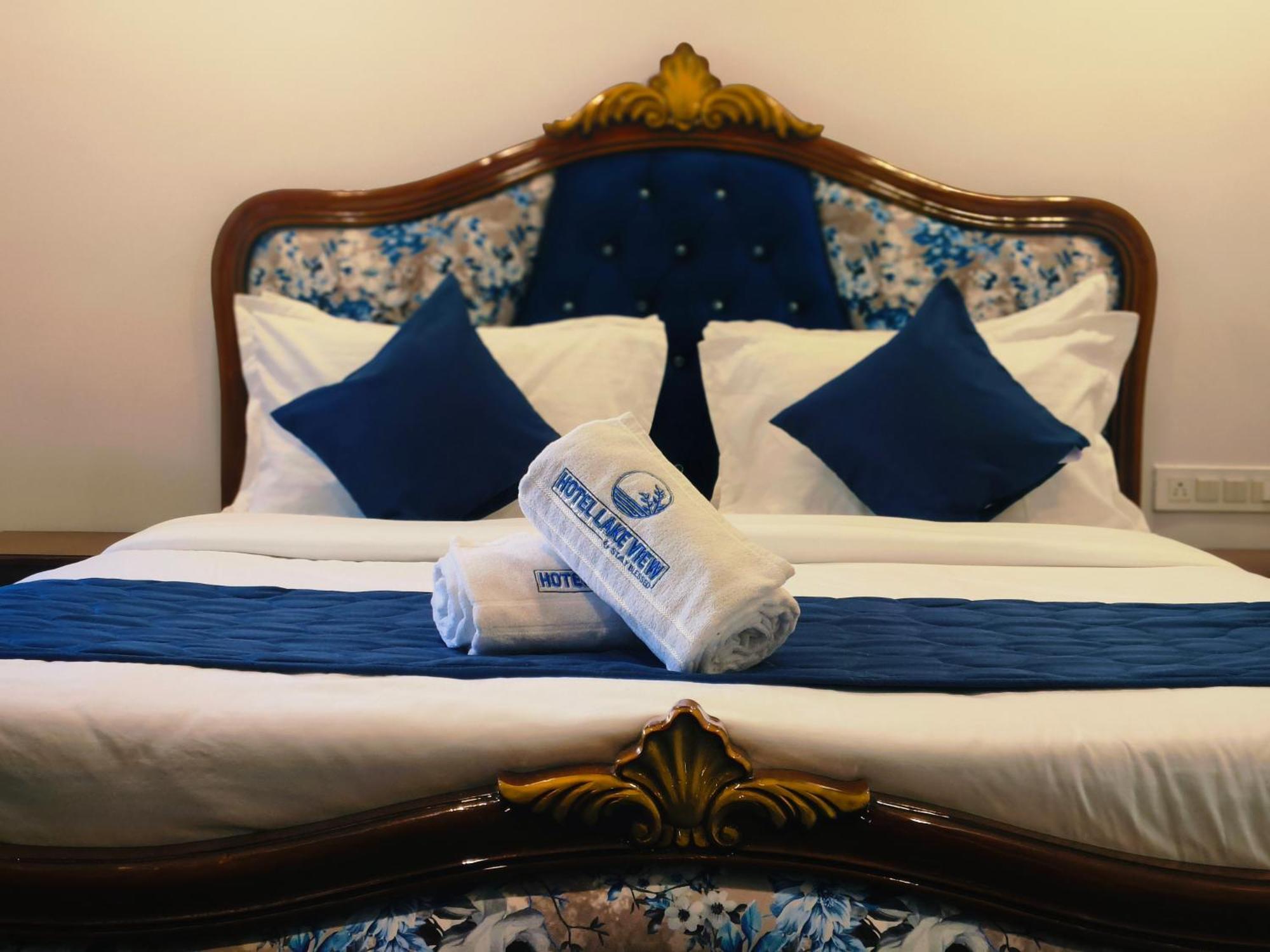 היידראבד Hotel Lake View Airport Zone מראה חיצוני תמונה